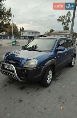 Внедорожник / Кроссовер Hyundai Tucson 2006 в 