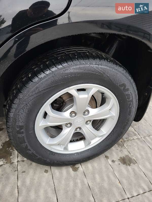 Позашляховик / Кросовер Hyundai Tucson 2009 в Володимирі