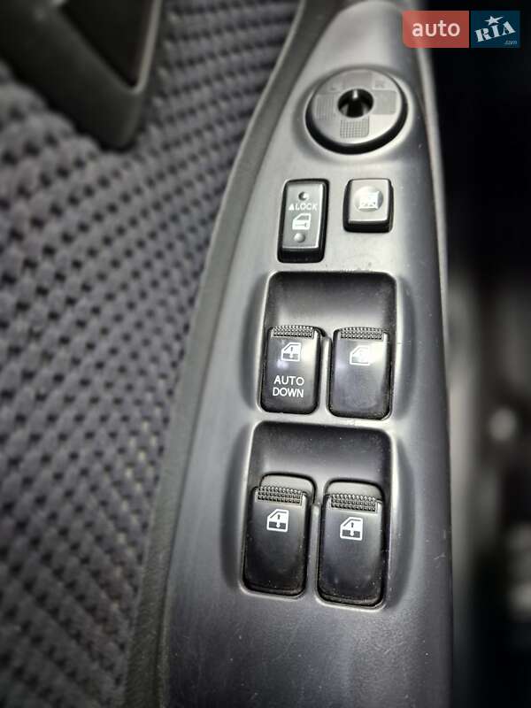 Позашляховик / Кросовер Hyundai Tucson 2012 в Києві