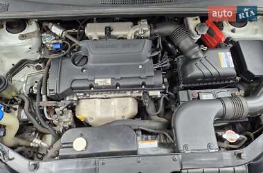 Внедорожник / Кроссовер Hyundai Tucson 2012 в 