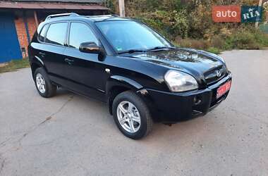 Внедорожник / Кроссовер Hyundai Tucson 2008 в 