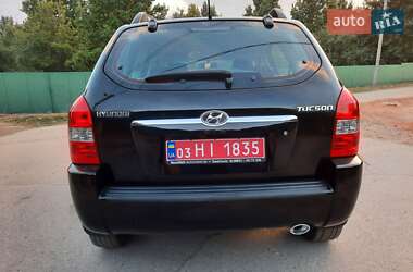 Внедорожник / Кроссовер Hyundai Tucson 2008 в 