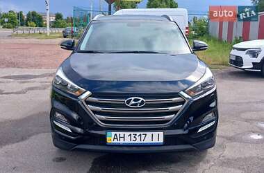 Позашляховик / Кросовер Hyundai Tucson 2016 в Старих Петрівцях