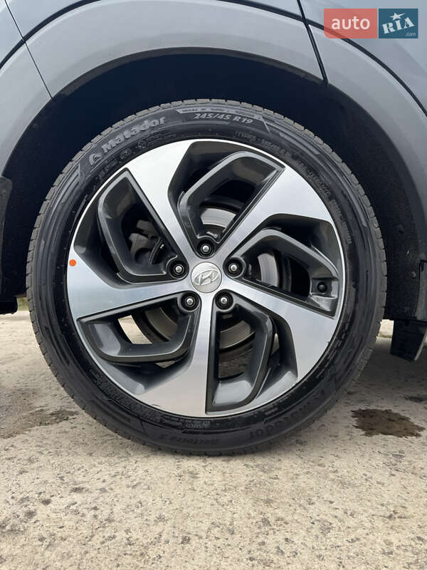 Позашляховик / Кросовер Hyundai Tucson 2016 в Києві фото 27 Позашляховик / Кросовер Hyundai Tucson 2016 в Києві