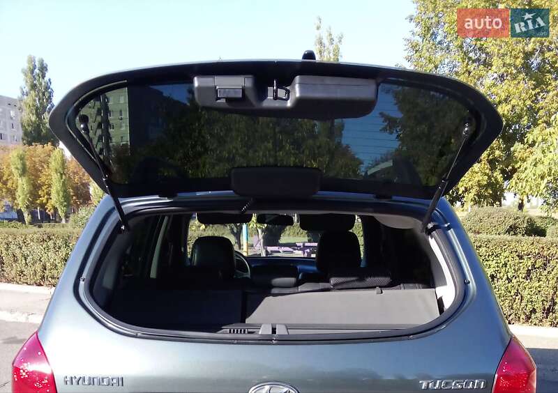 Внедорожник / Кроссовер Hyundai Tucson 2012 в Южноукраинске