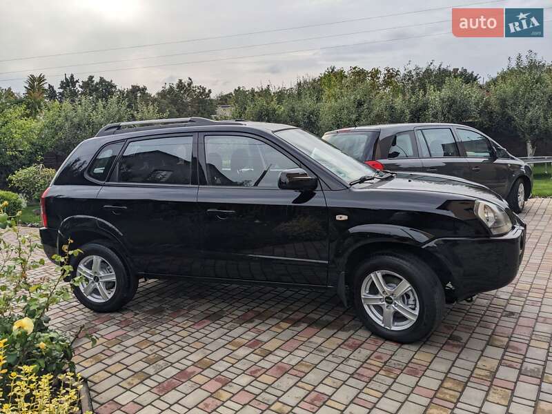 Внедорожник / Кроссовер Hyundai Tucson 2009 в Ровно фото 3 Внедорожник / Кроссовер Hyundai Tucson 2009 в Ровно