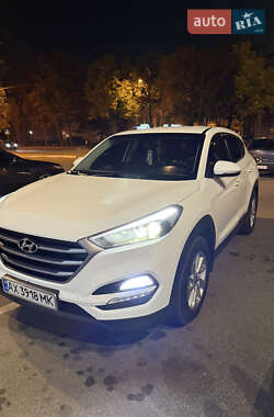 Позашляховик / Кросовер Hyundai Tucson 2017 в Харкові