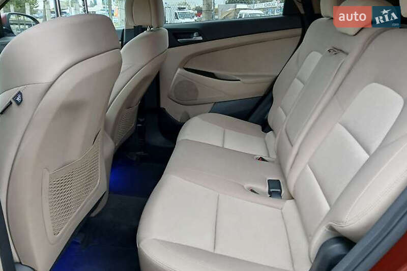 Внедорожник / Кроссовер Hyundai Tucson 2016 в Киеве фото 10 Внедорожник / Кроссовер Hyundai Tucson 2016 в Киеве
