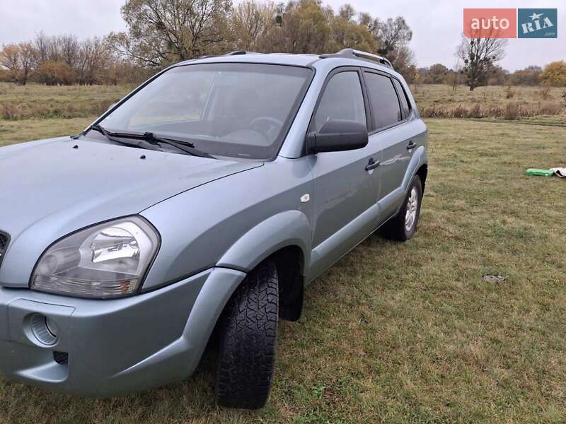 Внедорожник / Кроссовер Hyundai Tucson 2007 в Ахтырке фото 9 Внедорожник / Кроссовер Hyundai Tucson 2007 в Ахтырке