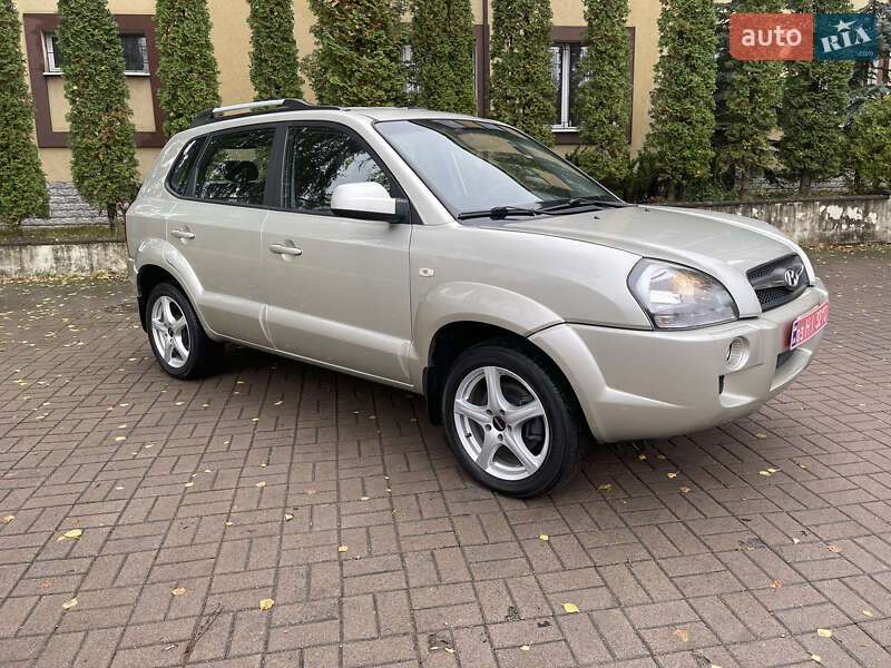 Внедорожник / Кроссовер Hyundai Tucson 2009 в Ровно