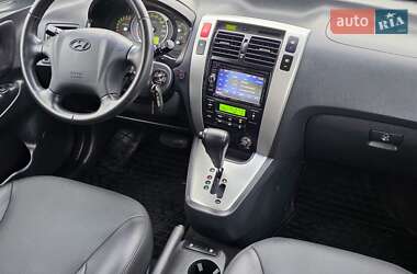 Внедорожник / Кроссовер Hyundai Tucson 2008 в 