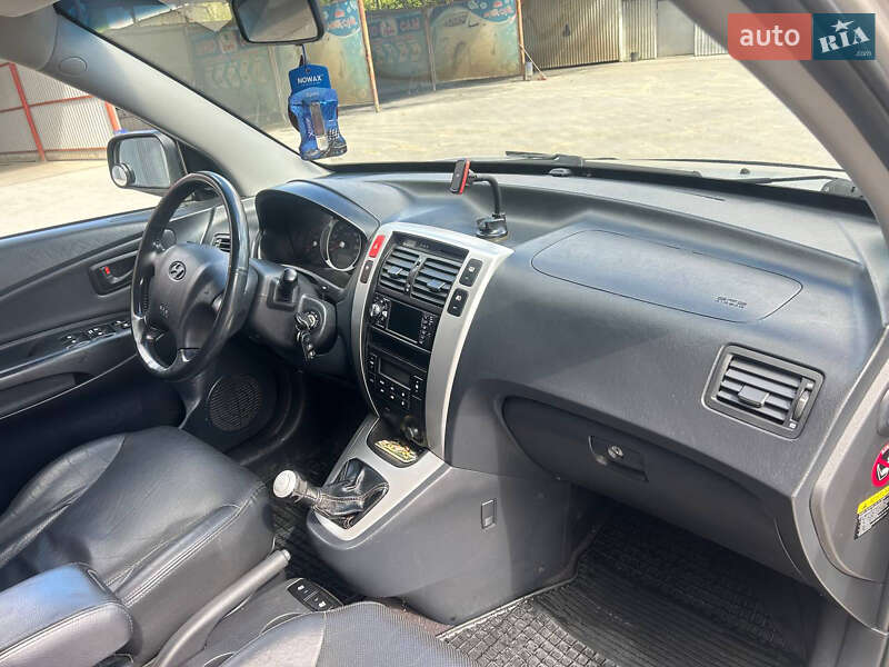Позашляховик / Кросовер Hyundai Tucson 2006 в Шаргороді