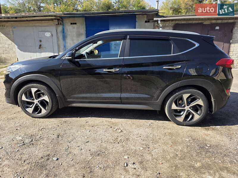 Внедорожник / Кроссовер Hyundai Tucson 2016 в Харькове фото 5 Внедорожник / Кроссовер Hyundai Tucson 2016 в Харькове