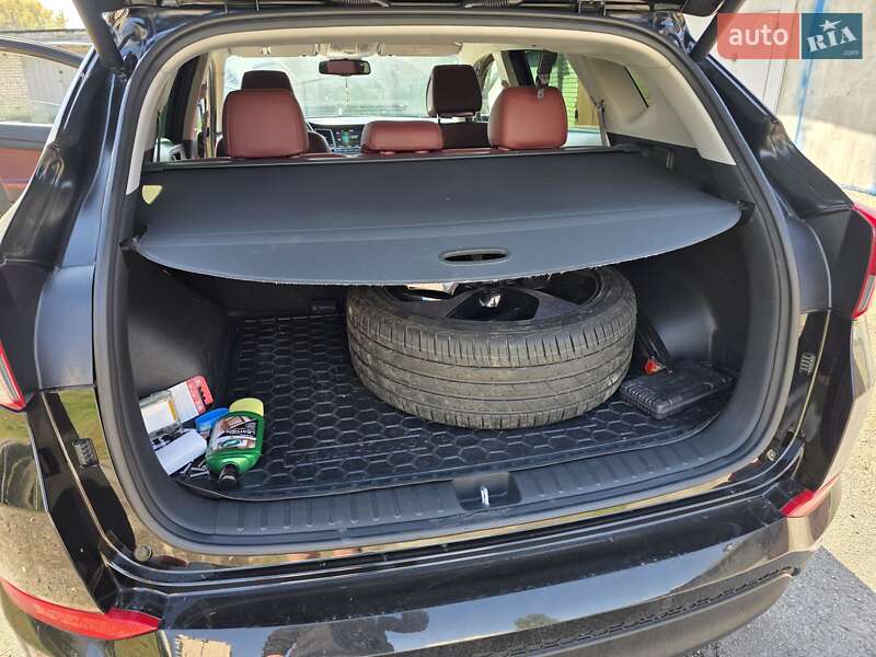 Внедорожник / Кроссовер Hyundai Tucson 2016 в Харькове фото 9 Внедорожник / Кроссовер Hyundai Tucson 2016 в Харькове