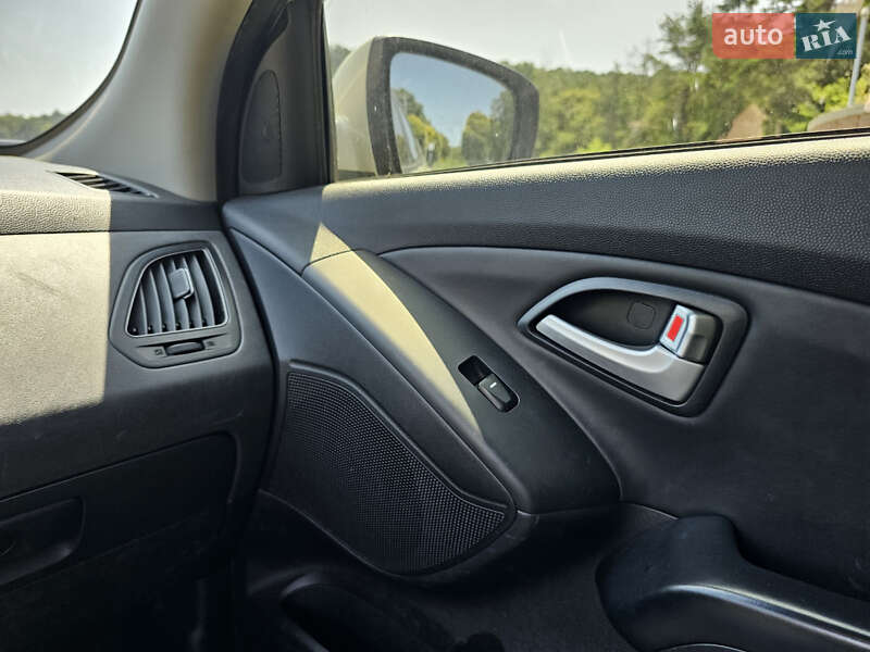 Внедорожник / Кроссовер Hyundai Tucson 2013 в Ивано-Франковске