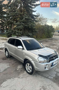Внедорожник / Кроссовер Hyundai Tucson 2006 в 