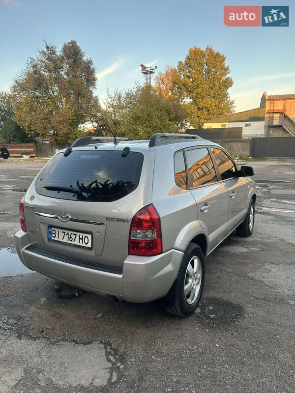 Позашляховик / Кросовер Hyundai Tucson 2006 в Новій Водолагі