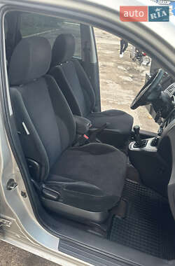 Внедорожник / Кроссовер Hyundai Tucson 2006 в 