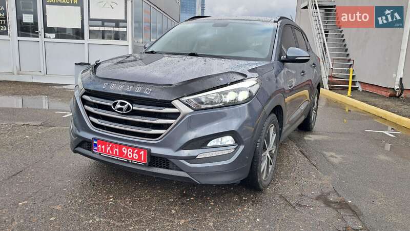 Позашляховик / Кросовер Hyundai Tucson 2016 в Києві