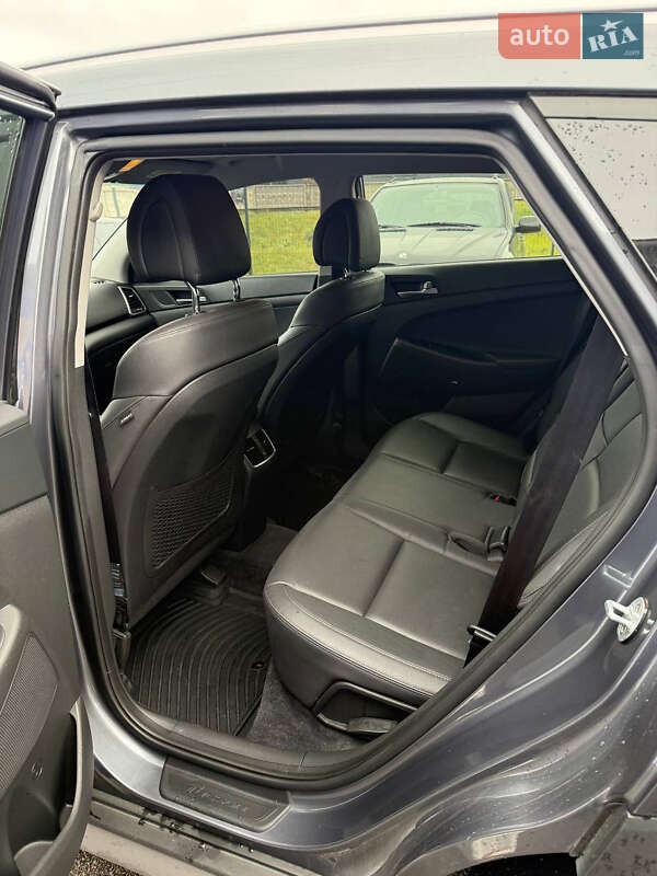 Внедорожник / Кроссовер Hyundai Tucson 2017 в Киеве фото 12 Внедорожник / Кроссовер Hyundai Tucson 2017 в Киеве