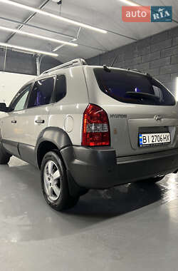 Внедорожник / Кроссовер Hyundai Tucson 2007 в 
