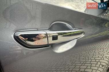 Внедорожник / Кроссовер Hyundai Tucson 2015 в 