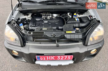 Внедорожник / Кроссовер Hyundai Tucson 2007 в 