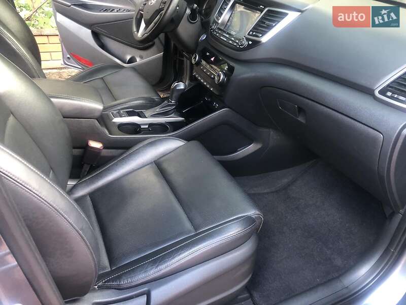 Внедорожник / Кроссовер Hyundai Tucson 2016 в Одессе