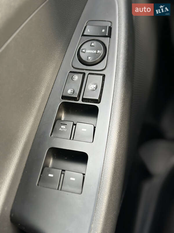 Внедорожник / Кроссовер Hyundai Tucson 2016 в Владимире фото 60 Внедорожник / Кроссовер Hyundai Tucson 2016 в Владимире