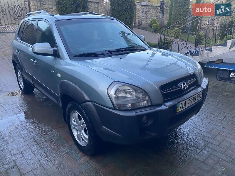 Позашляховик / Кросовер Hyundai Tucson 2007 в Івано-Франківську