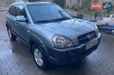 Внедорожник / Кроссовер Hyundai Tucson 2007 в 