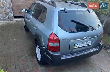Внедорожник / Кроссовер Hyundai Tucson 2007 в 