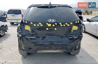 Внедорожник / Кроссовер Hyundai Tucson 2021 в 