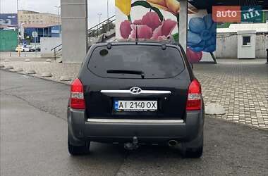 Внедорожник / Кроссовер Hyundai Tucson 2004 в 