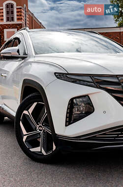 Внедорожник / Кроссовер Hyundai Tucson 2021 в 