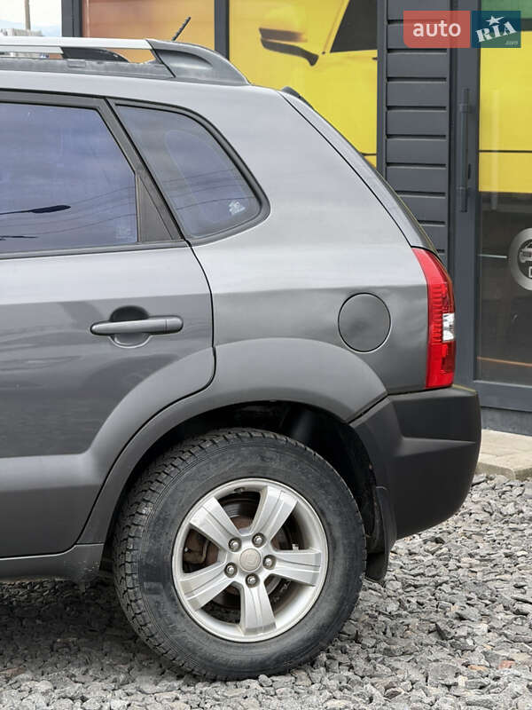 Позашляховик / Кросовер Hyundai Tucson 2009 в Стрию
