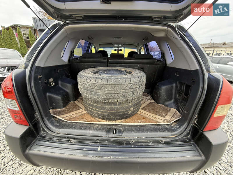 Позашляховик / Кросовер Hyundai Tucson 2009 в Стрию