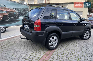 Внедорожник / Кроссовер Hyundai Tucson 2008 в 