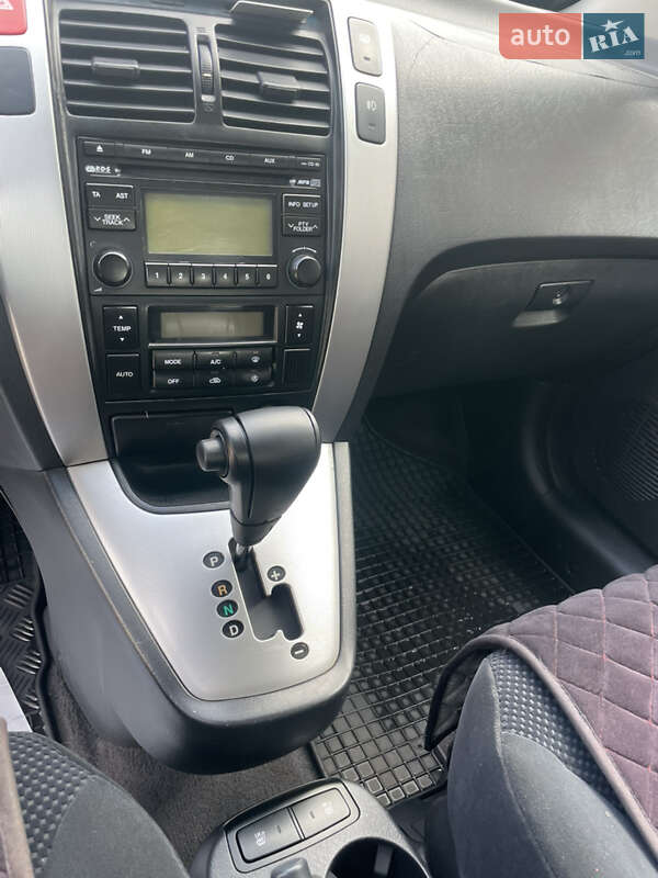 Позашляховик / Кросовер Hyundai Tucson 2008 в Івано-Франківську
