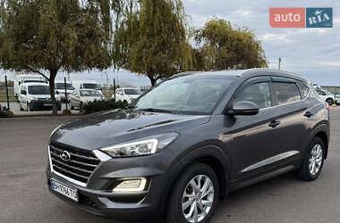 Внедорожник / Кроссовер Hyundai Tucson 2019 в 