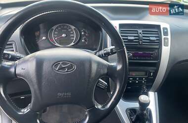 Позашляховик / Кросовер Hyundai Tucson 2006 в 