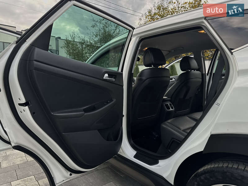 Внедорожник / Кроссовер Hyundai Tucson 2016 в Ивано-Франковске фото 37 Внедорожник / Кроссовер Hyundai Tucson 2016 в Ивано-Франковске