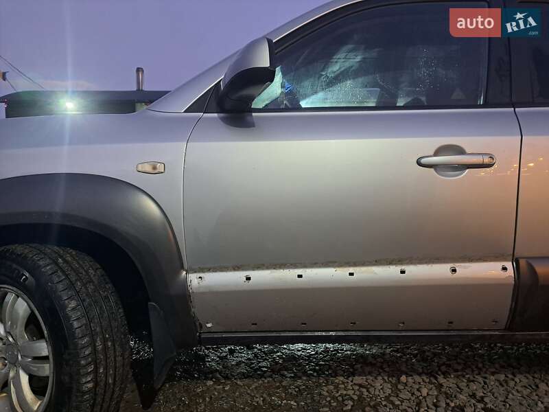 Позашляховик / Кросовер Hyundai Tucson 2005 в Рахові