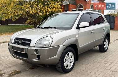 Внедорожник / Кроссовер Hyundai Tucson 2007 в 