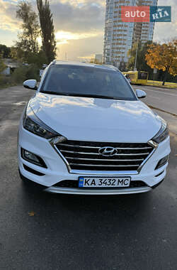 Внедорожник / Кроссовер Hyundai Tucson 2019 в 