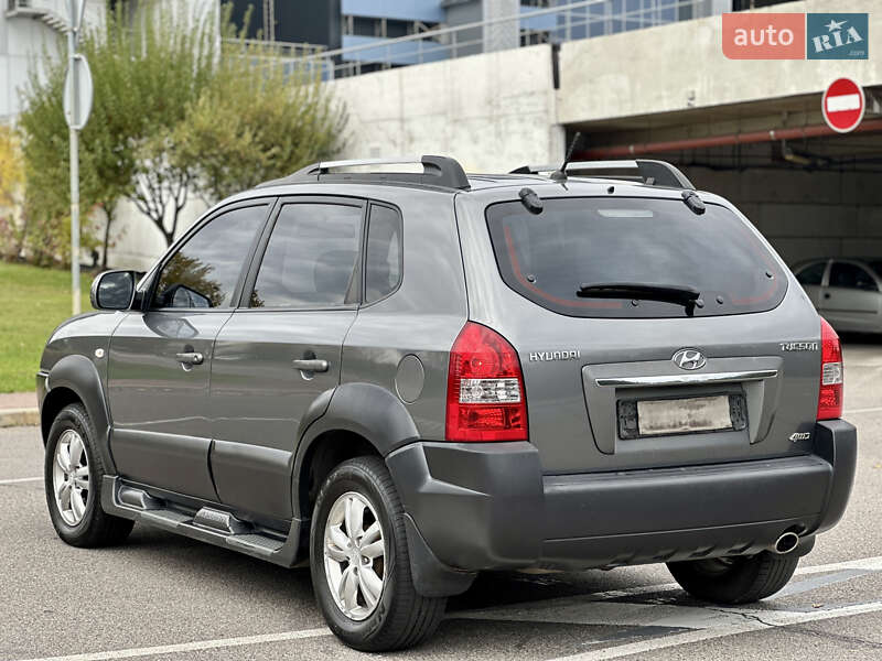 Внедорожник / Кроссовер Hyundai Tucson 2011 в Киеве