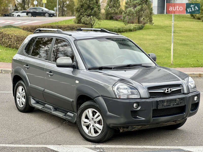 Внедорожник / Кроссовер Hyundai Tucson 2011 в Киеве