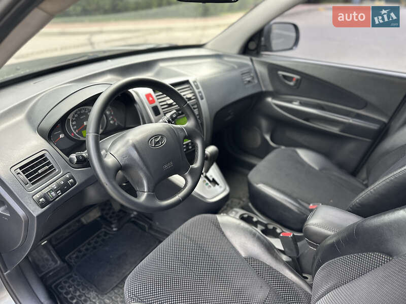 Внедорожник / Кроссовер Hyundai Tucson 2011 в Киеве