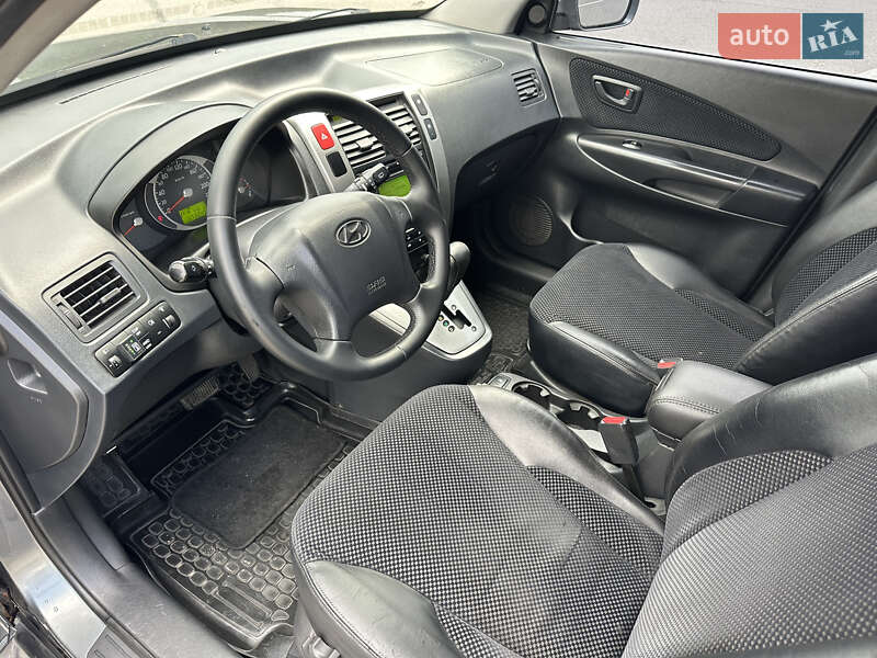 Внедорожник / Кроссовер Hyundai Tucson 2011 в Киеве