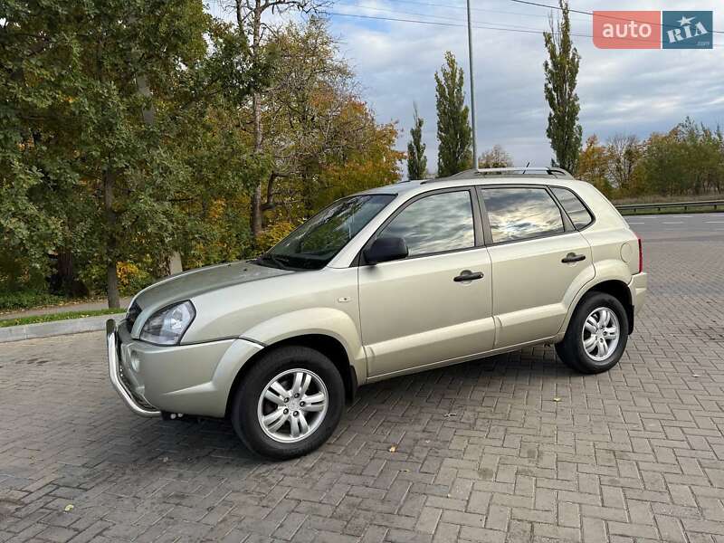 Внедорожник / Кроссовер Hyundai Tucson 2007 в Гайсине